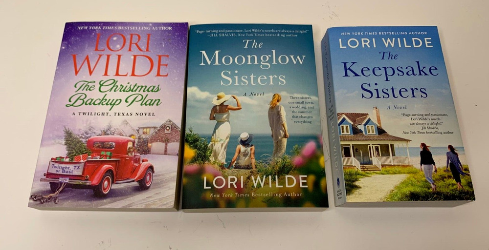 Lori Wilde Books Christmas Cowboy Romance Lot of 3 Paperback Keepsake Moonglow